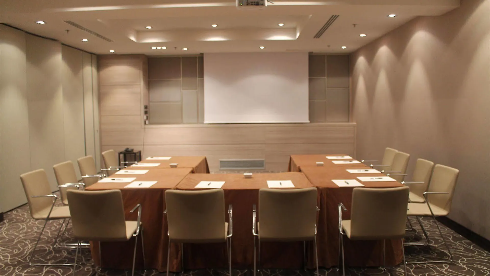 Uptown Palace Milan Hotel